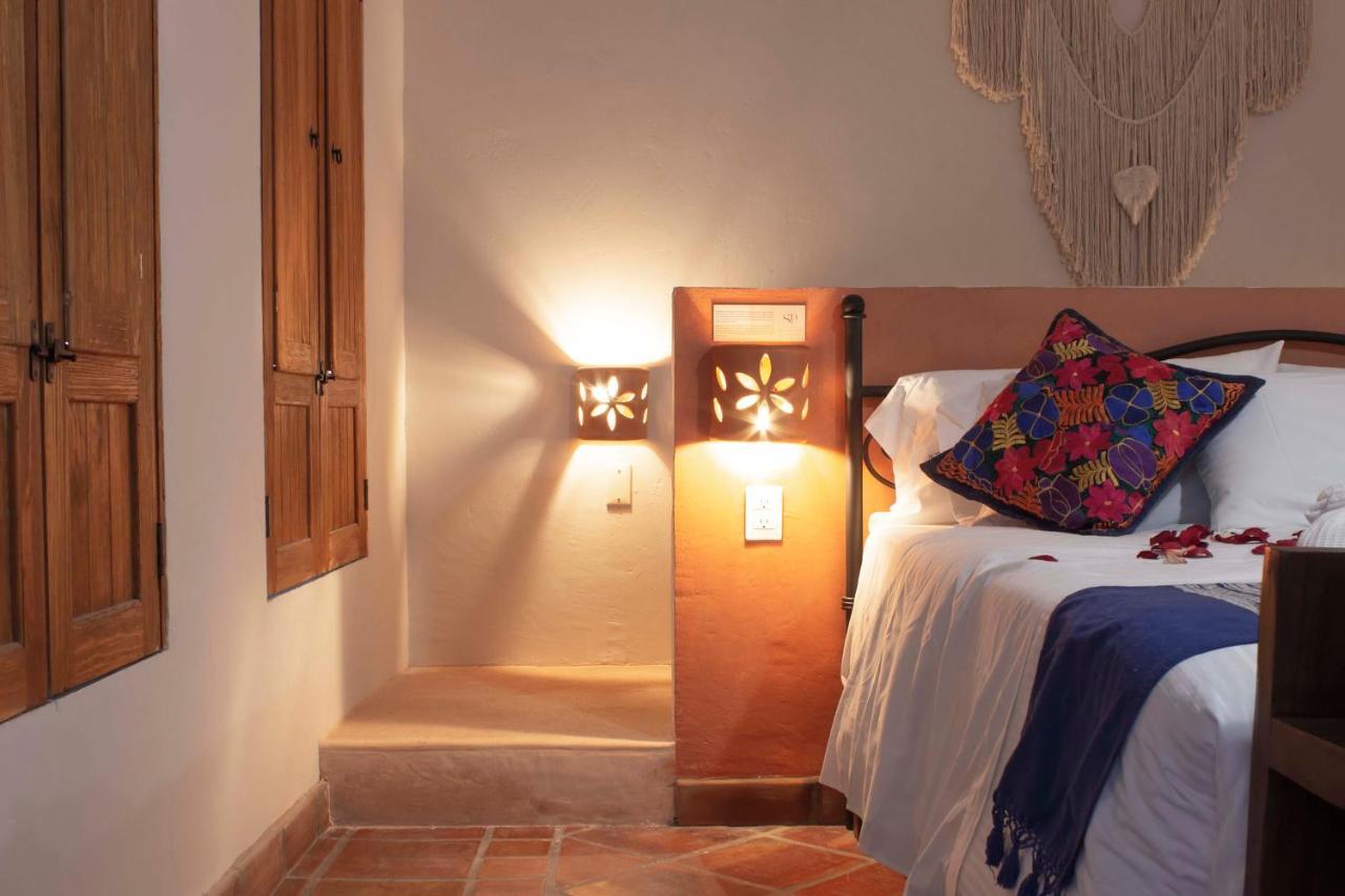 Hotel Puerta San Pedro à Tlaquepaque Extérieur photo