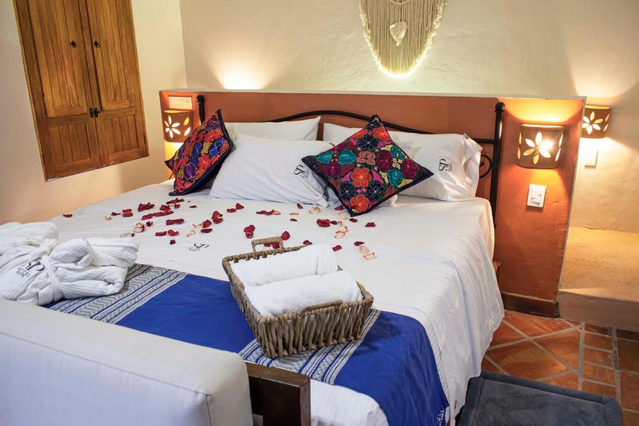 Hotel Puerta San Pedro à Tlaquepaque Extérieur photo