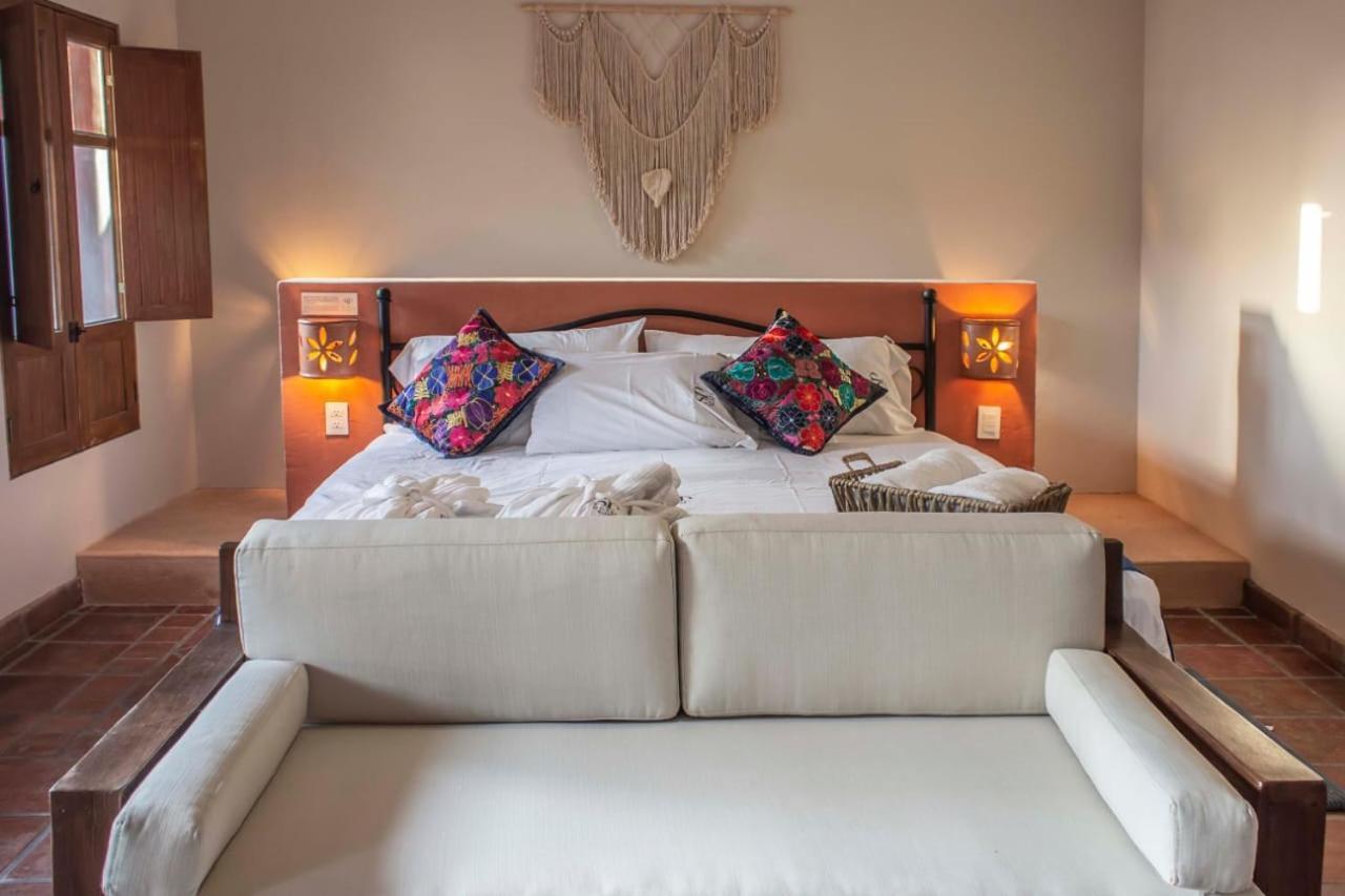 Hotel Puerta San Pedro à Tlaquepaque Extérieur photo