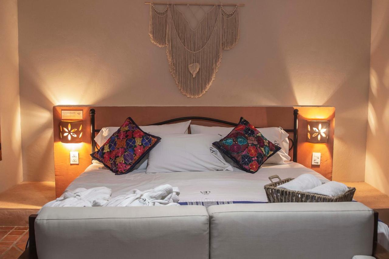 Hotel Puerta San Pedro à Tlaquepaque Extérieur photo
