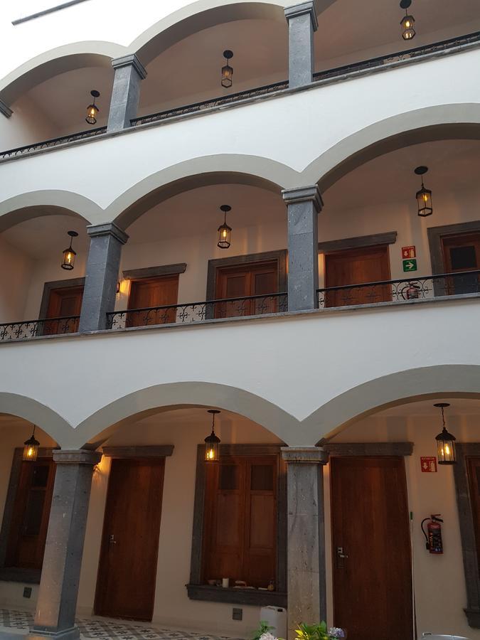 Hotel Puerta San Pedro à Tlaquepaque Extérieur photo