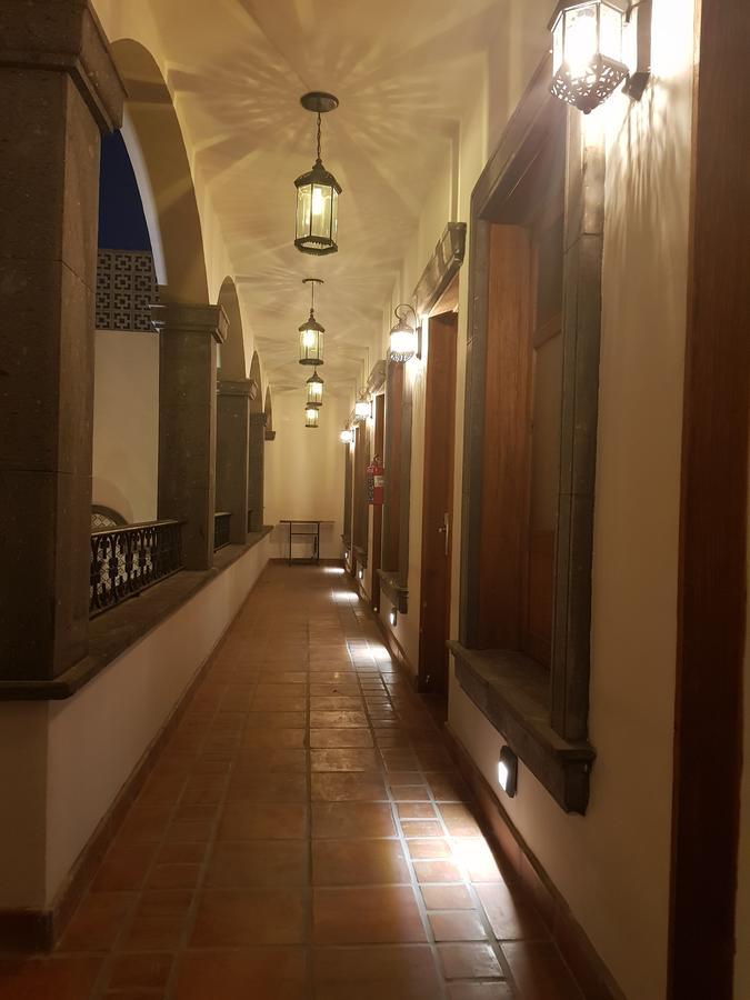 Hotel Puerta San Pedro à Tlaquepaque Extérieur photo