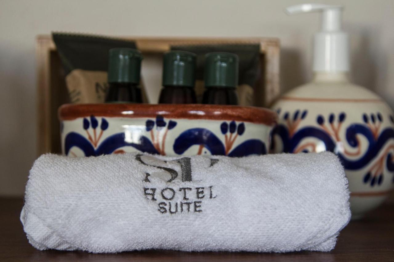 Hotel Puerta San Pedro à Tlaquepaque Extérieur photo