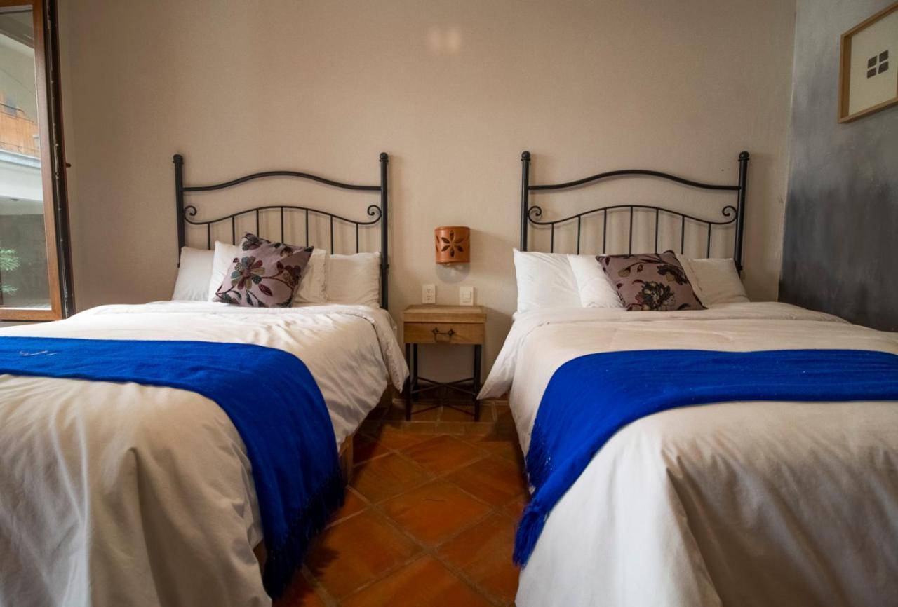 Hotel Puerta San Pedro à Tlaquepaque Extérieur photo